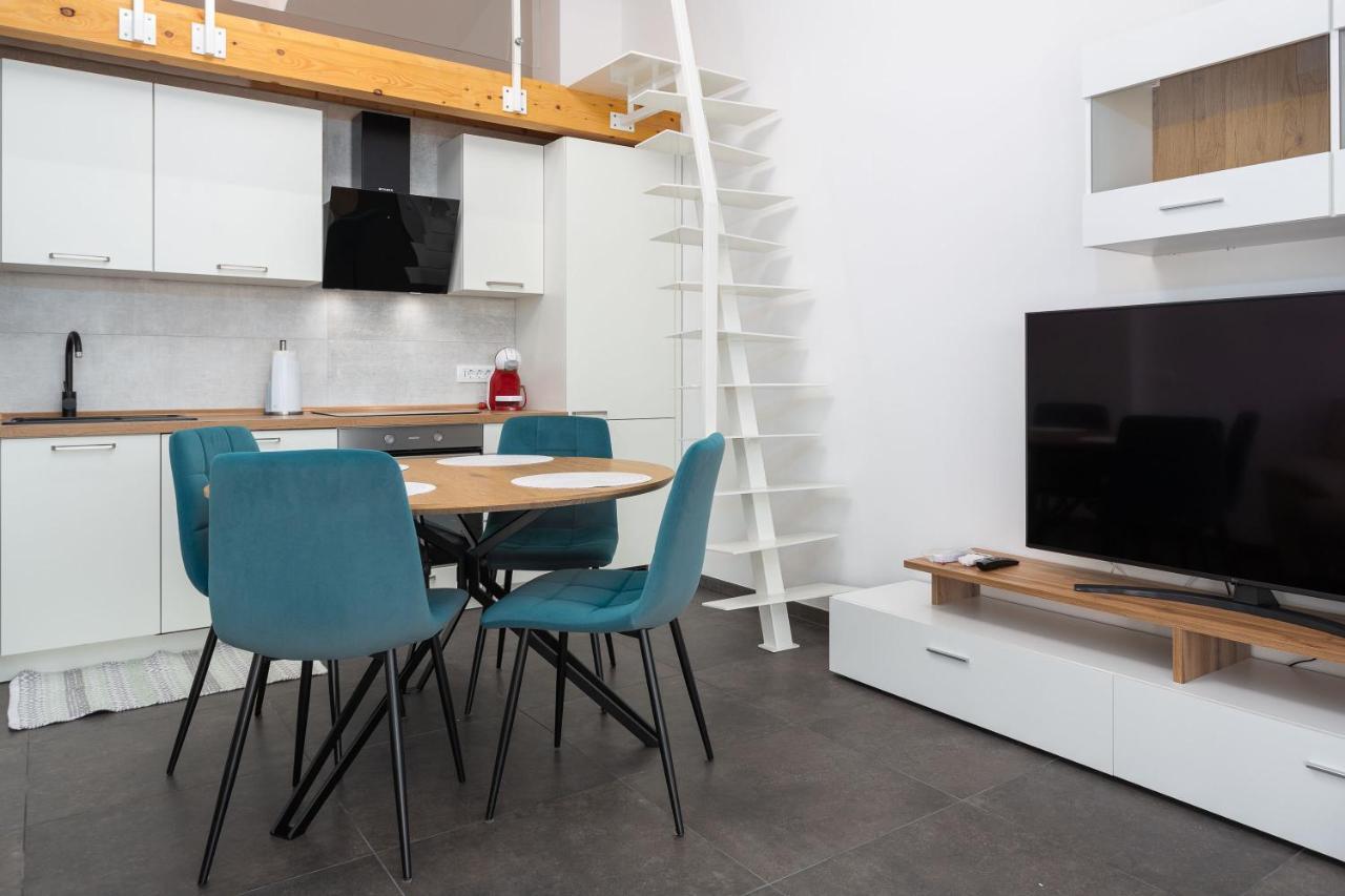 Gallery Apartment In Skrbčići Exterior foto
